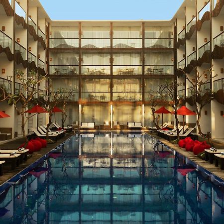 The Bene Hotel Kuta Lombok Exteriör bild
