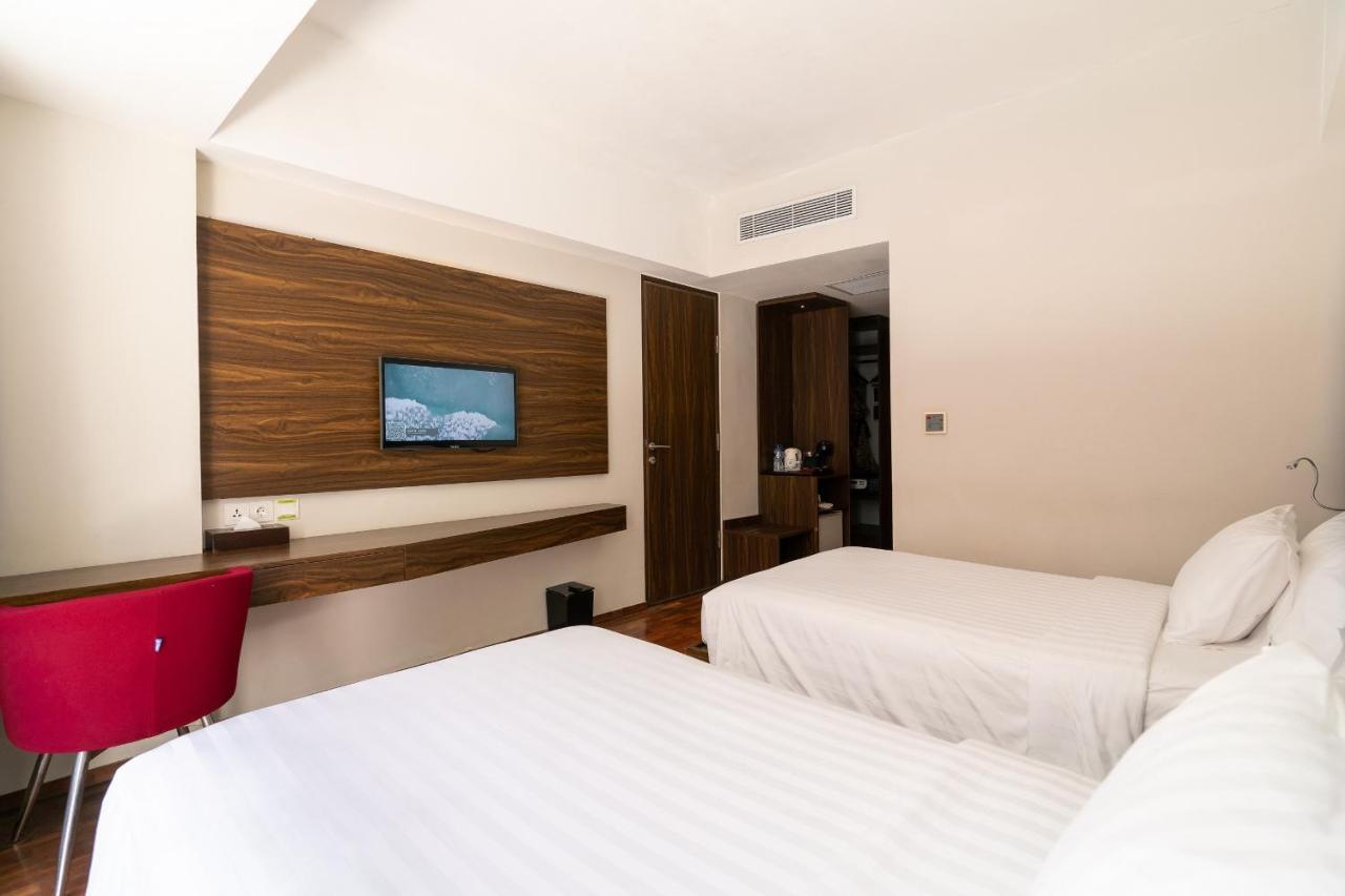 The Bene Hotel Kuta Lombok Exteriör bild