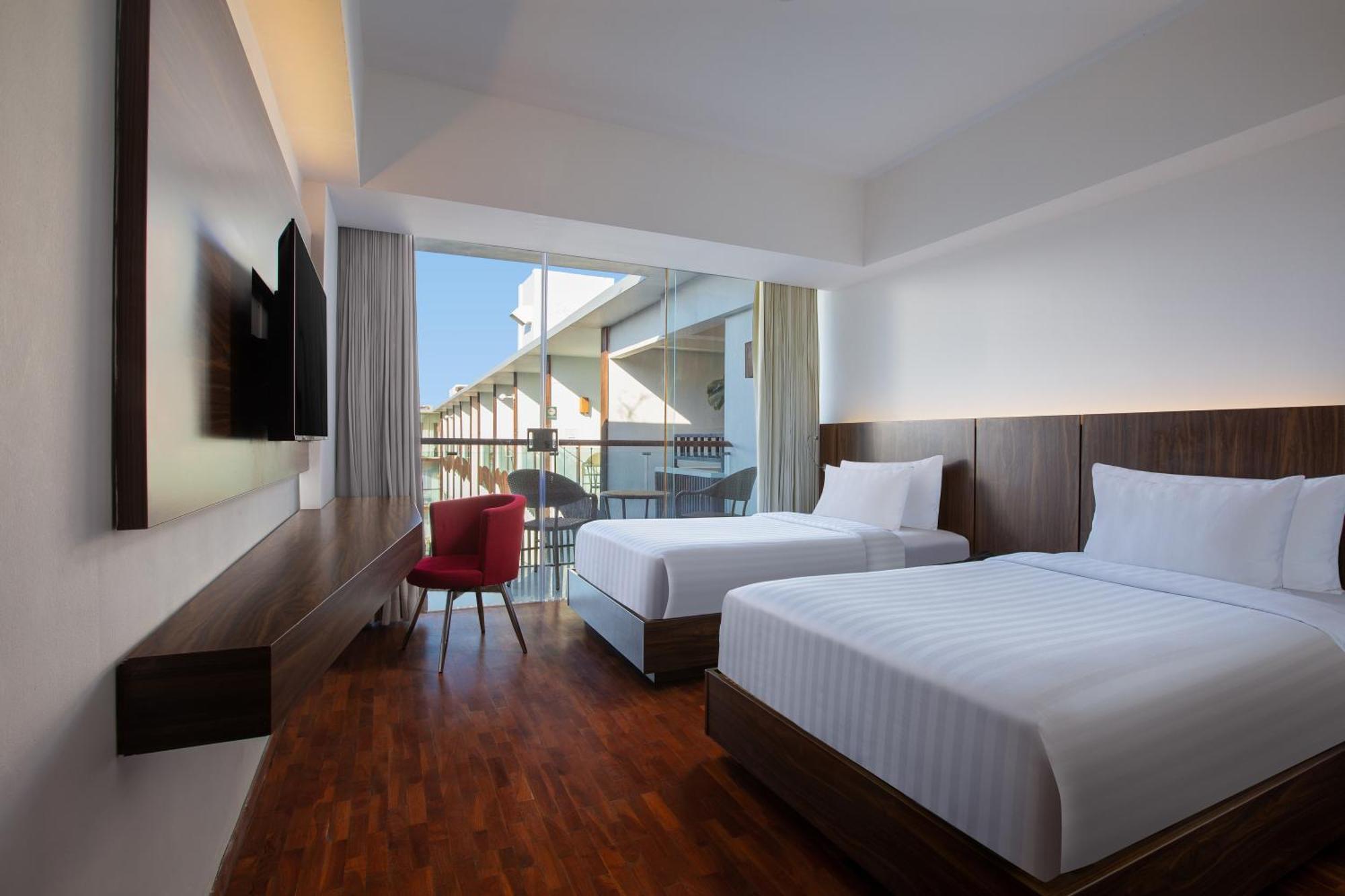 The Bene Hotel Kuta Lombok Exteriör bild